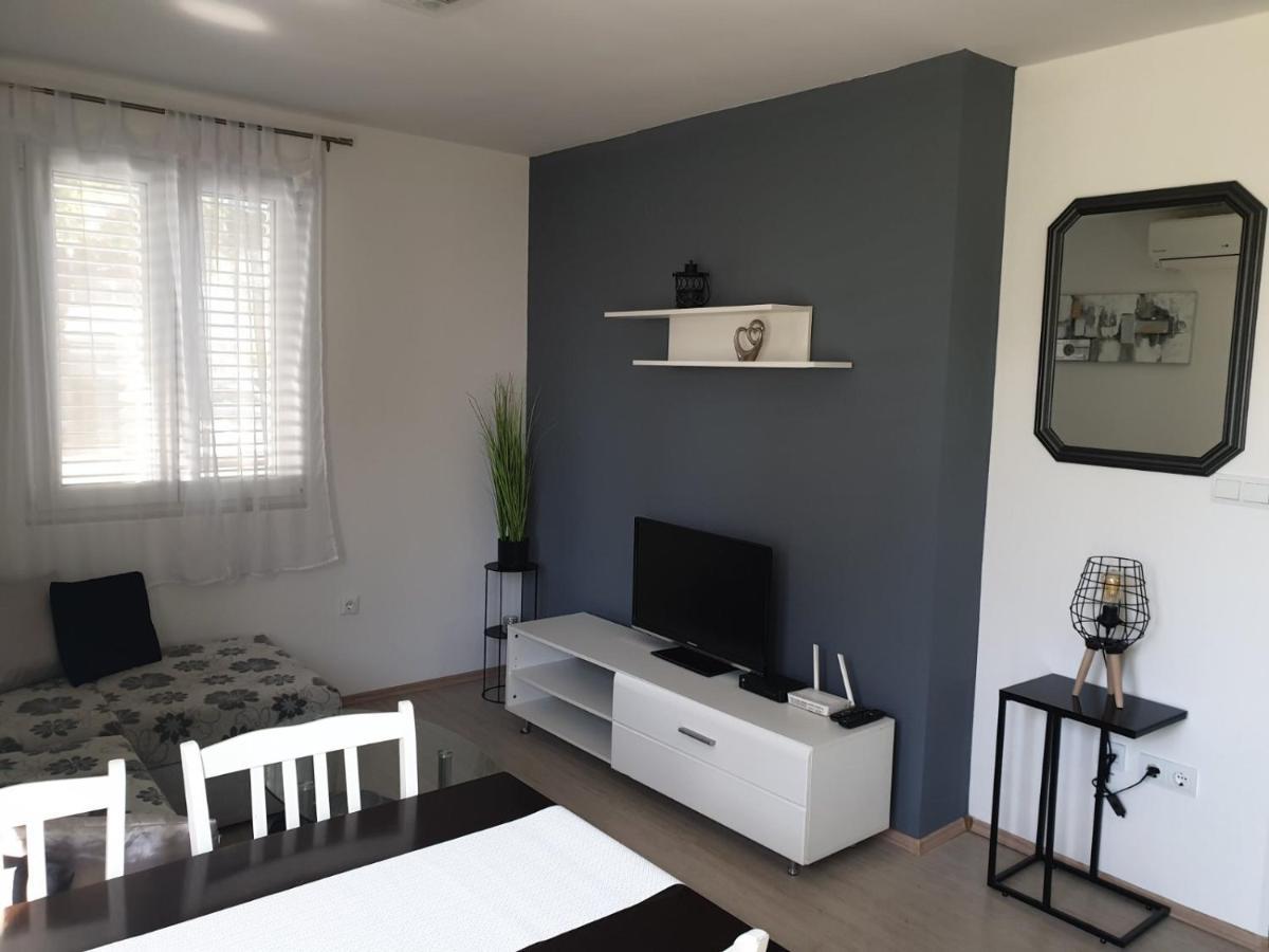 Ivy'S Place Porec Esterno foto